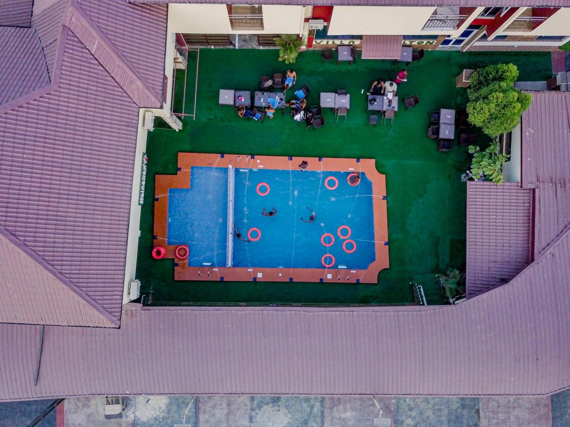 אויו Villa Hilton Hotels מראה חיצוני תמונה